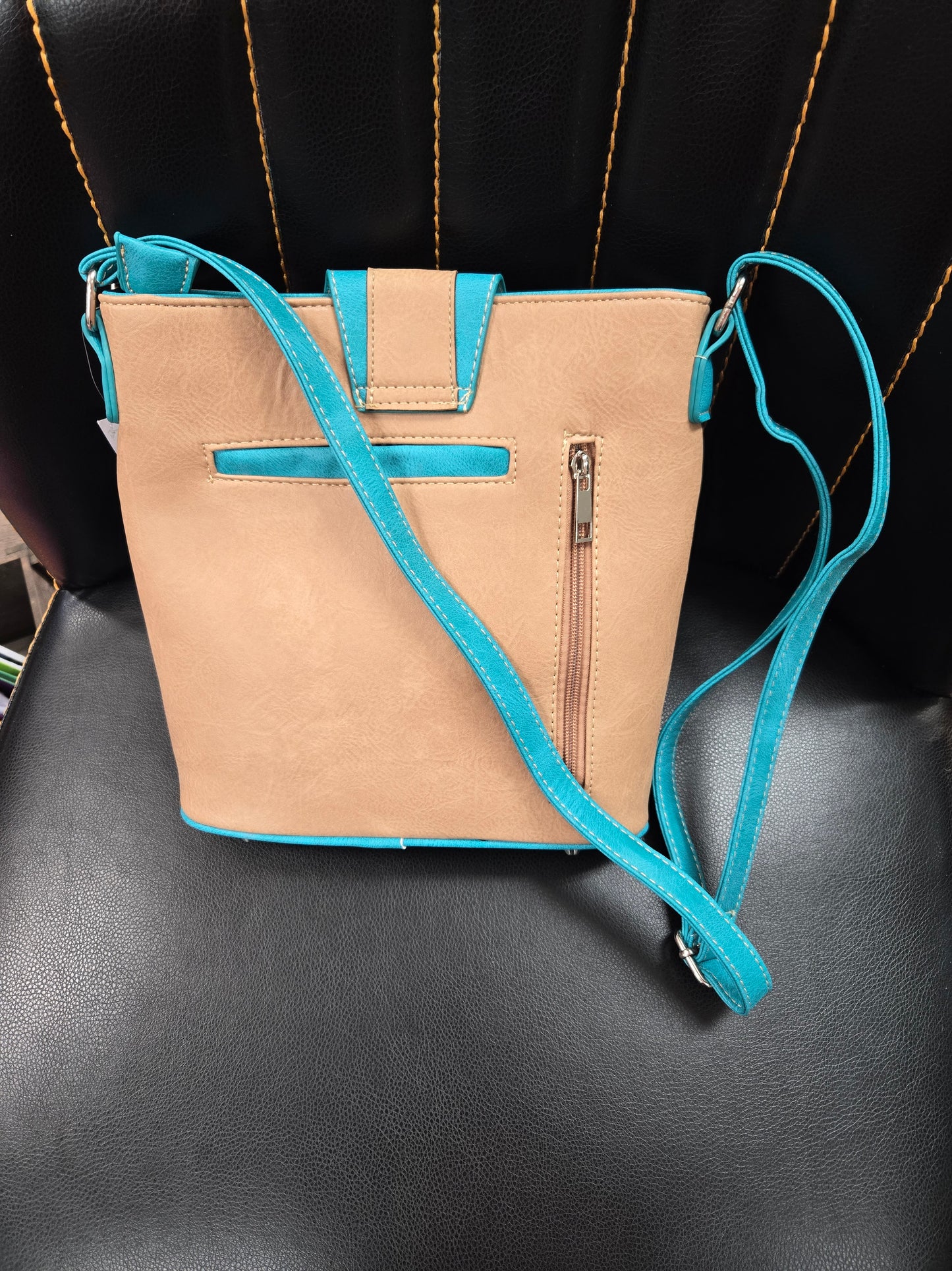 Buckle Women's Crossbody Western Messenger Purse