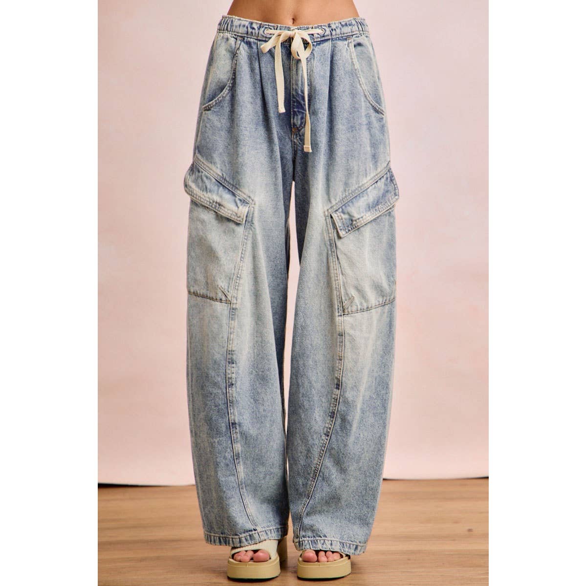 Baggy Barrel Denim Jeans with Cargo Pockets