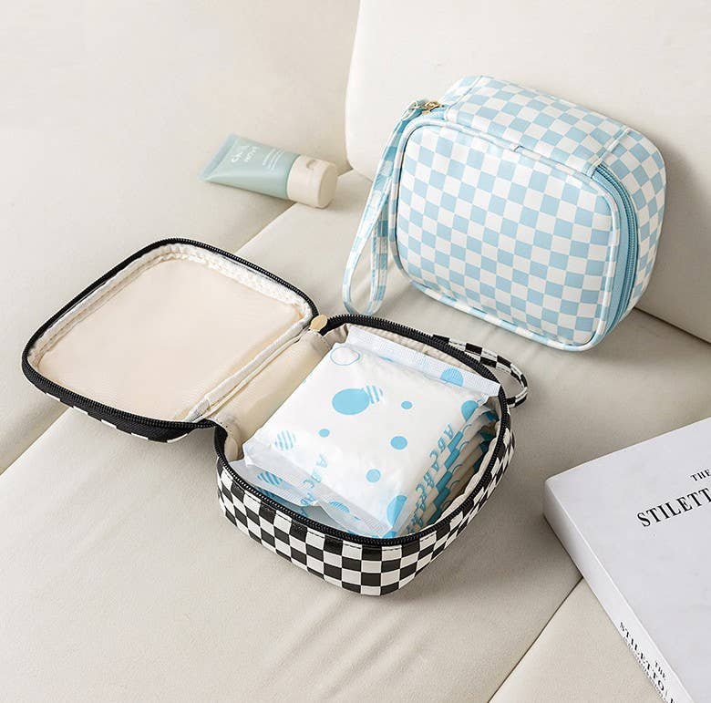 Travel Checkered gingham cosmetic pouch
