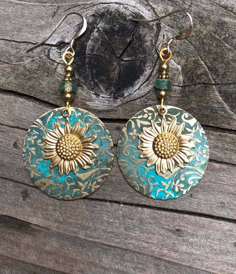 Color separation double layer sunflower retro earrings