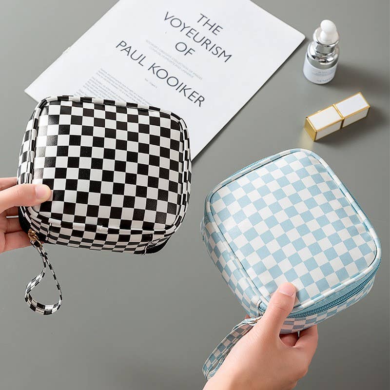 Travel Checkered gingham cosmetic pouch