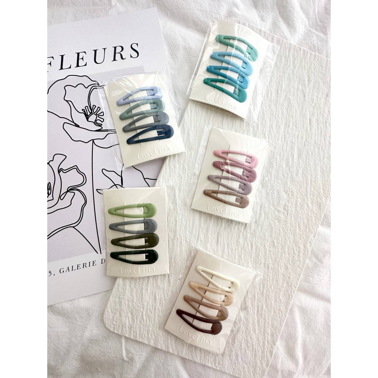 Glossy 4-Piece Hair Clip Set