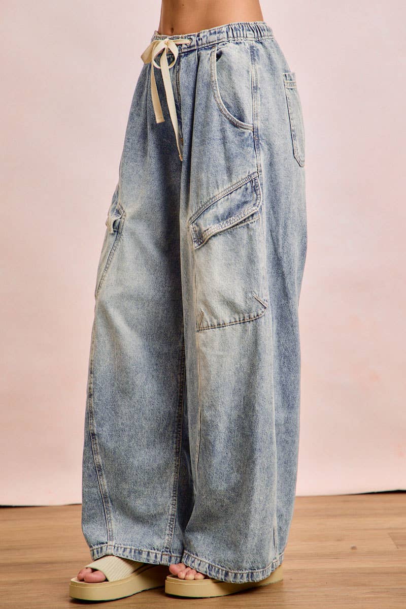 Baggy Barrel Denim Jeans with Cargo Pockets