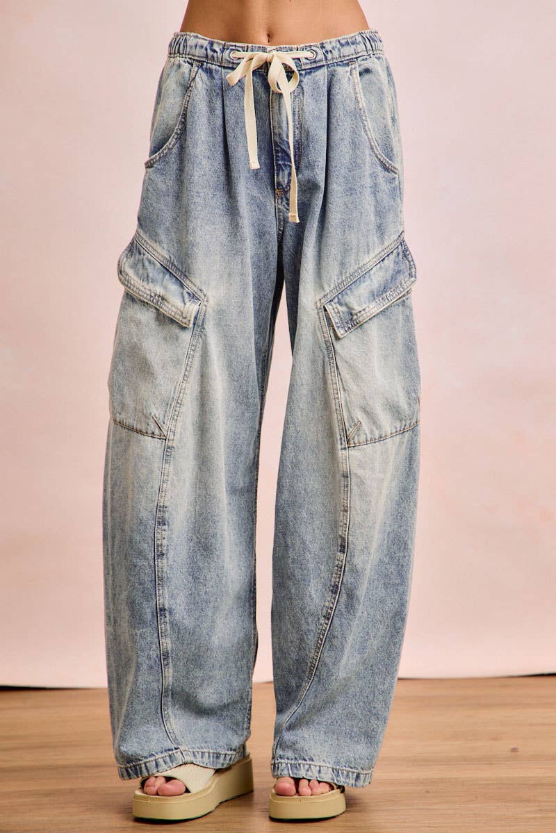 Baggy Barrel Denim Jeans with Cargo Pockets