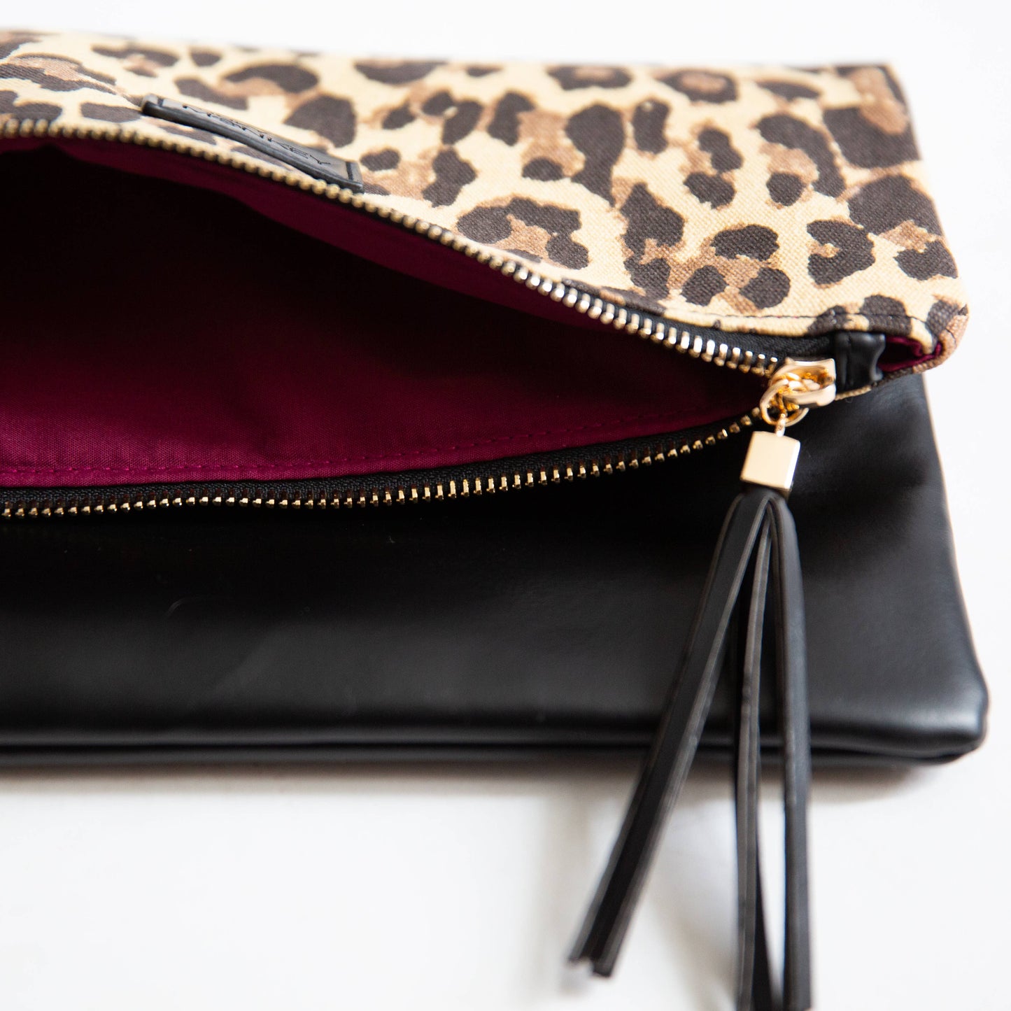 FoldOver Clutch, Leopard-Burg