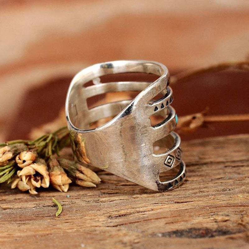 Bohemian Carved Hollow-out Turquoise Ring