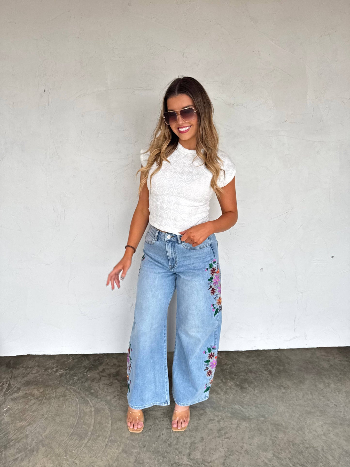 EVIE FLORAL EMBROIDERED JEANS