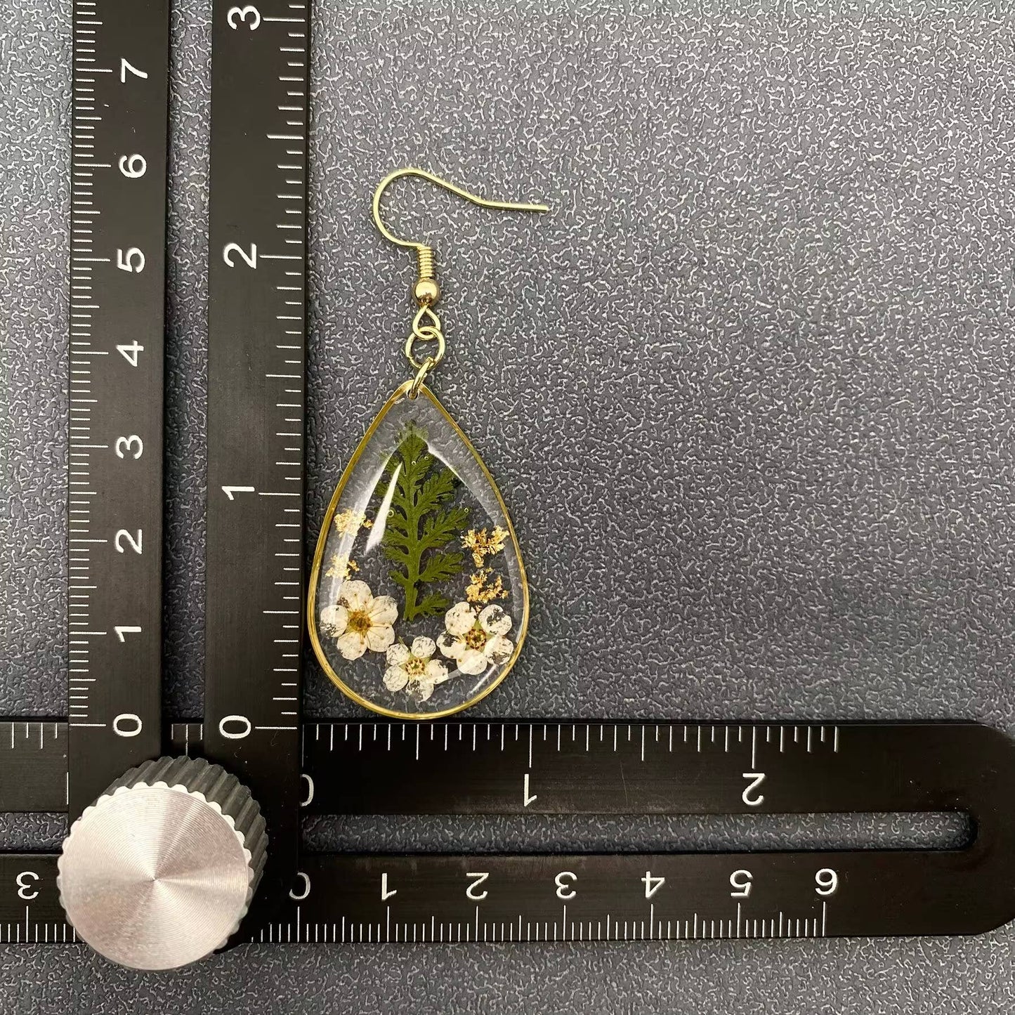 Dried Flowers Floral Drop Shaped Dangle Earrings -