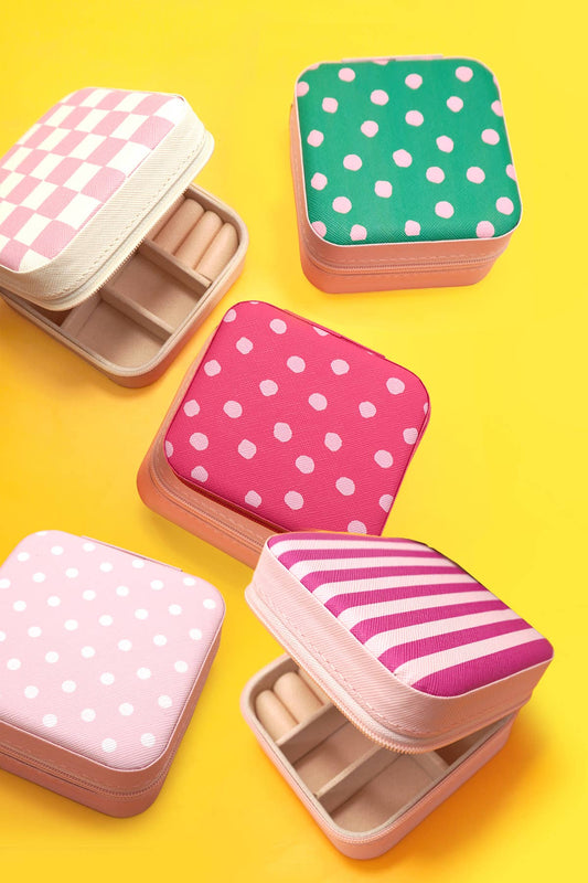 Jewelry organizer travel box