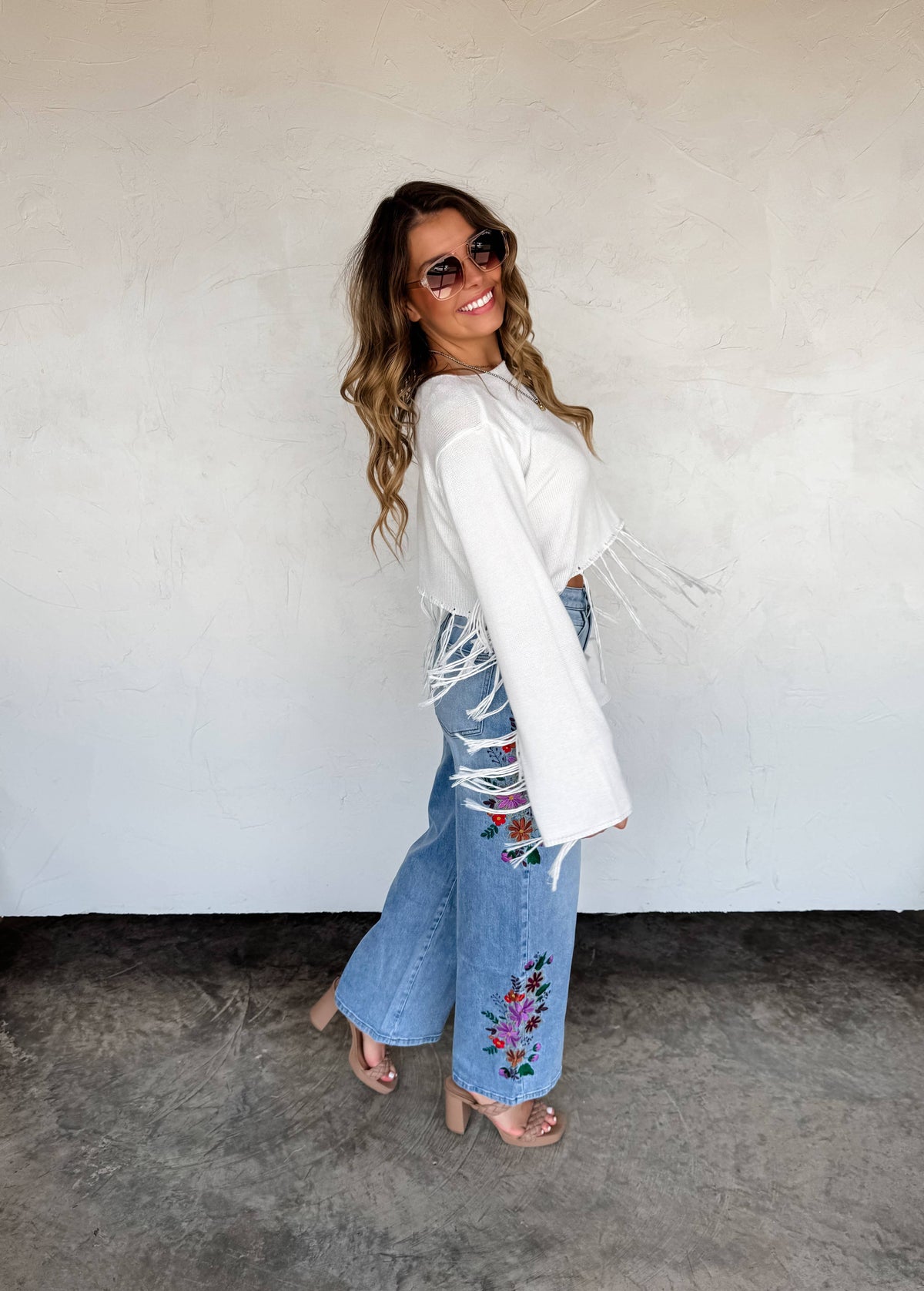 EVIE FLORAL EMBROIDERED JEANS