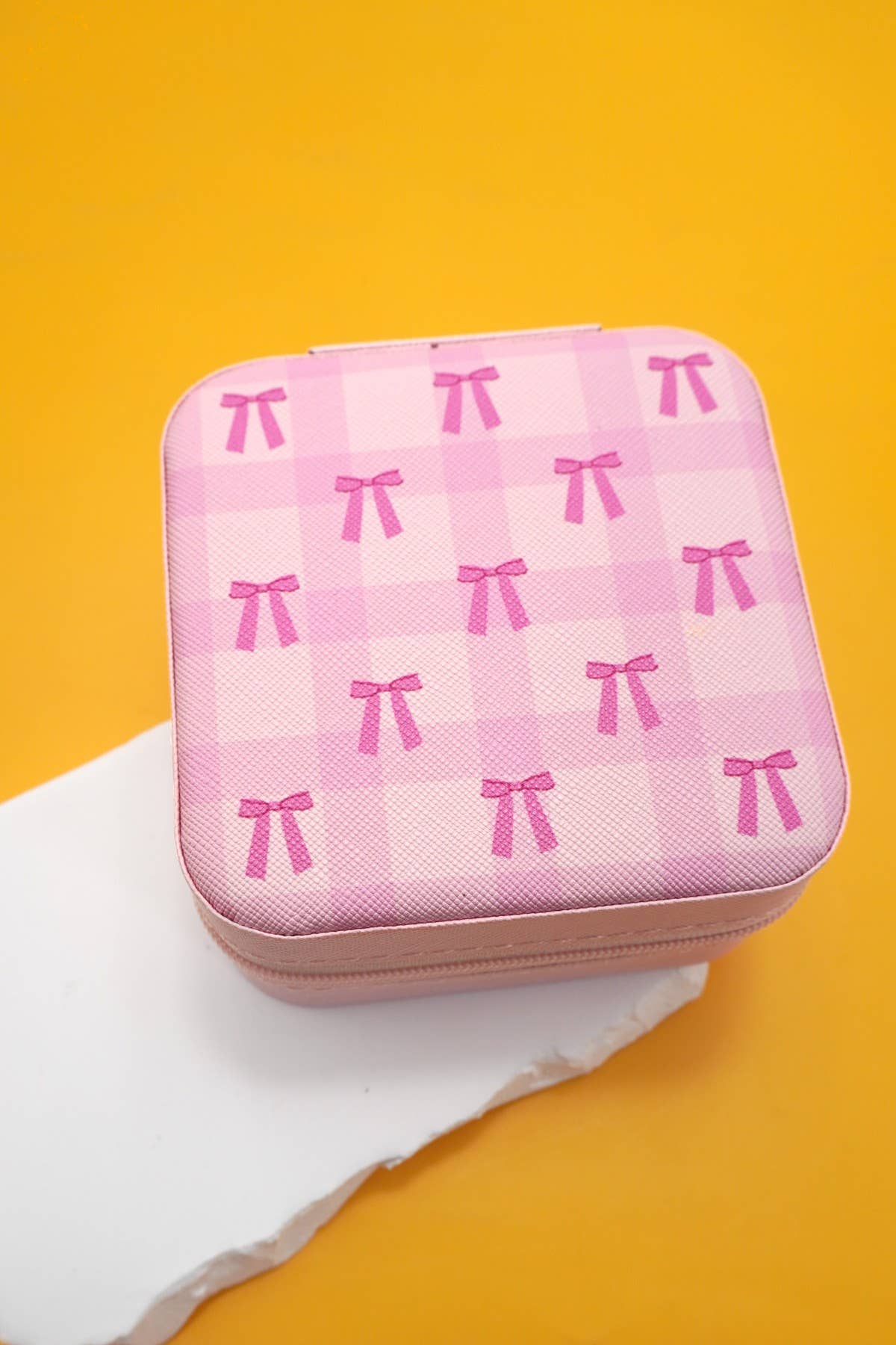 Jewelry organizer travel box