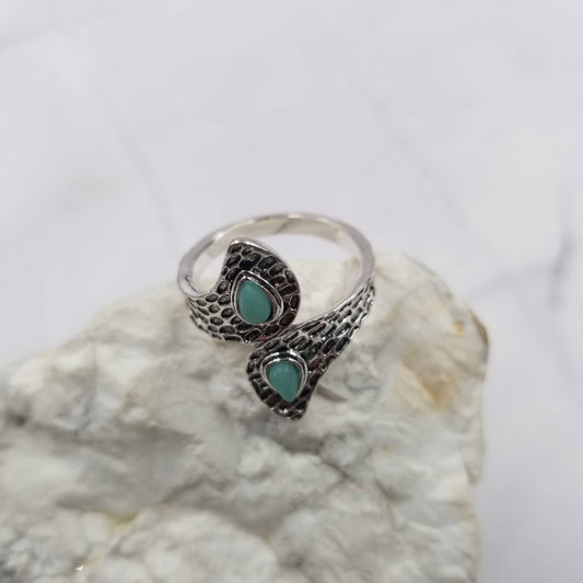 The Pretty Jewellery - Half Moon Turquoise Stone Ring